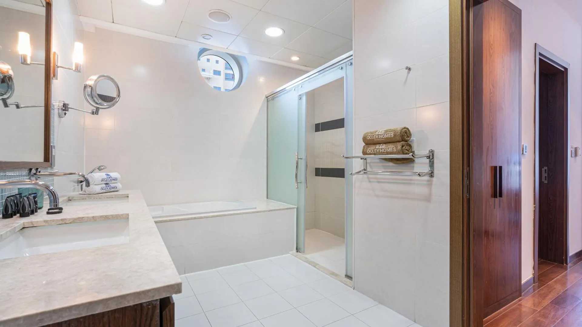 Palm Home Next To Nakheel Mall With Private Beach Dubai 0*,  Emirati Arabi Uniti